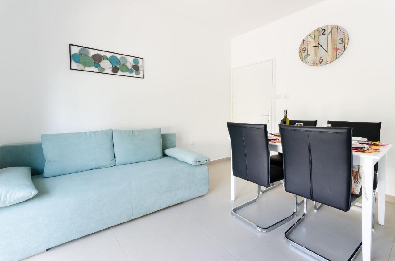 Apartments And Rooms Bianca Barbat na Rabu Exterior photo