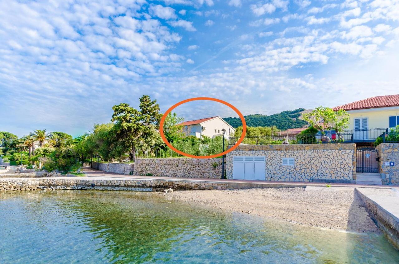 Apartments And Rooms Bianca Barbat na Rabu Exterior photo